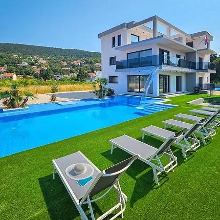 Villa Noel By Interhome Donji Prolozac