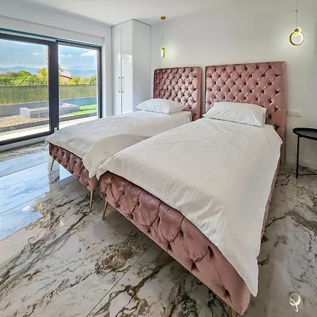 Noel By Interhome Villa