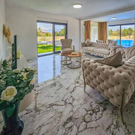 Villa Noel By Interhome Donji Prolozac