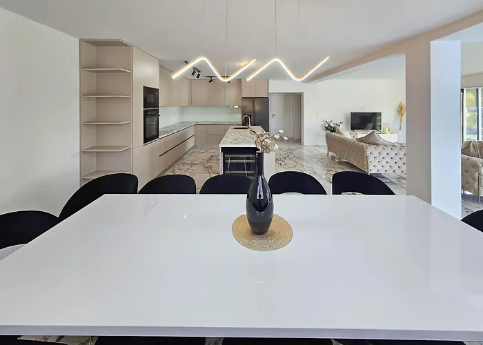 Noel By Interhome Villa *